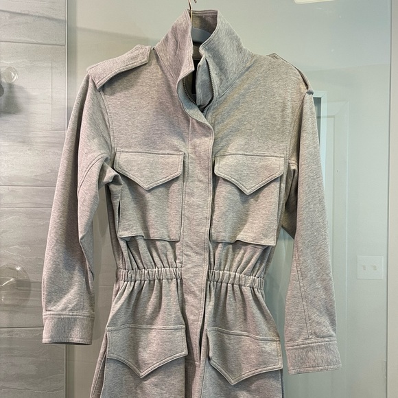 NWOT Norma Kamali Turtle Cargo Jumpsuit FITS LIKE XS/S. - Picture 2 of 3